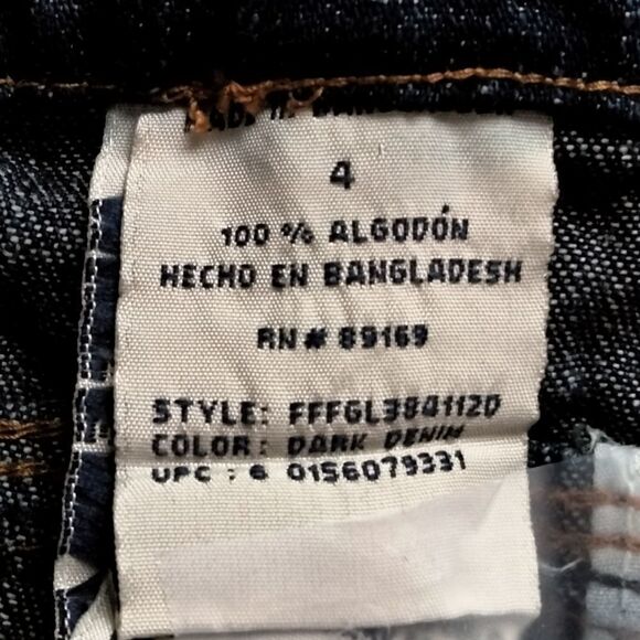 "FadedâGlory"âwoman'sâjean shortsâ𩳠- Picture 6 of 7